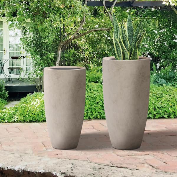 The Beauty and Durability of Concrete Flower Pots: A Perfect Addition to Your Garden